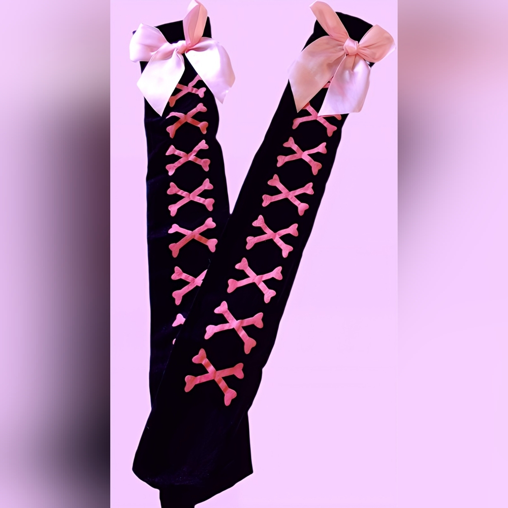 Black Crossbone Socks with Pink Bows
